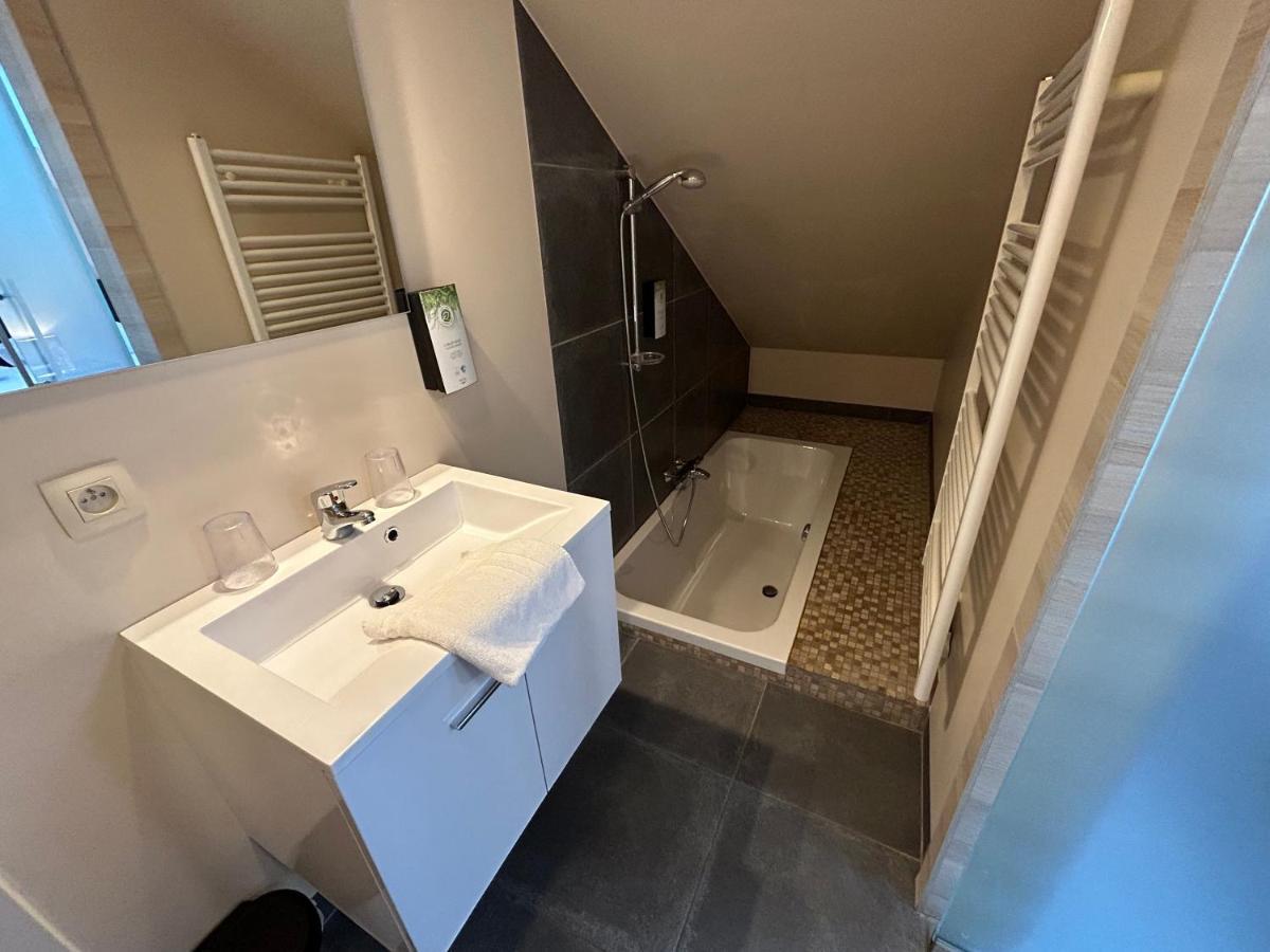 Race & Rooms Appartment Stavelot Bagian luar foto
