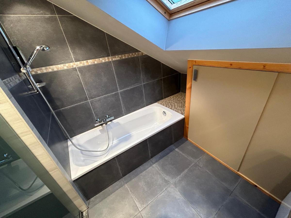 Race & Rooms Appartment Stavelot Bagian luar foto